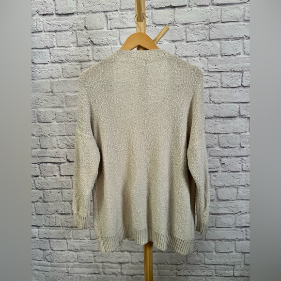 Cream cardigan with pockets - Picture 11 of 11